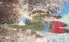 开云体育官网-许昕点燃赛场，日本队鏖战瑞典队，一场技术与意志的巅峰对决