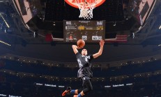 开云体育直播-雷霆轻取森林狼，保罗持续制造杀伤