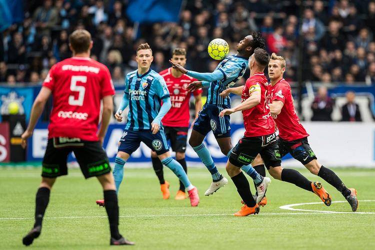 包含汉堡客场逆转柏林赫塔，紧随保级榜首的词条