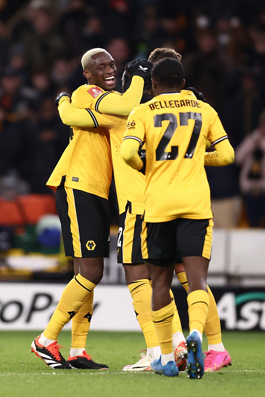 关于布莱顿主场不敌对手，连败阴影笼罩的信息