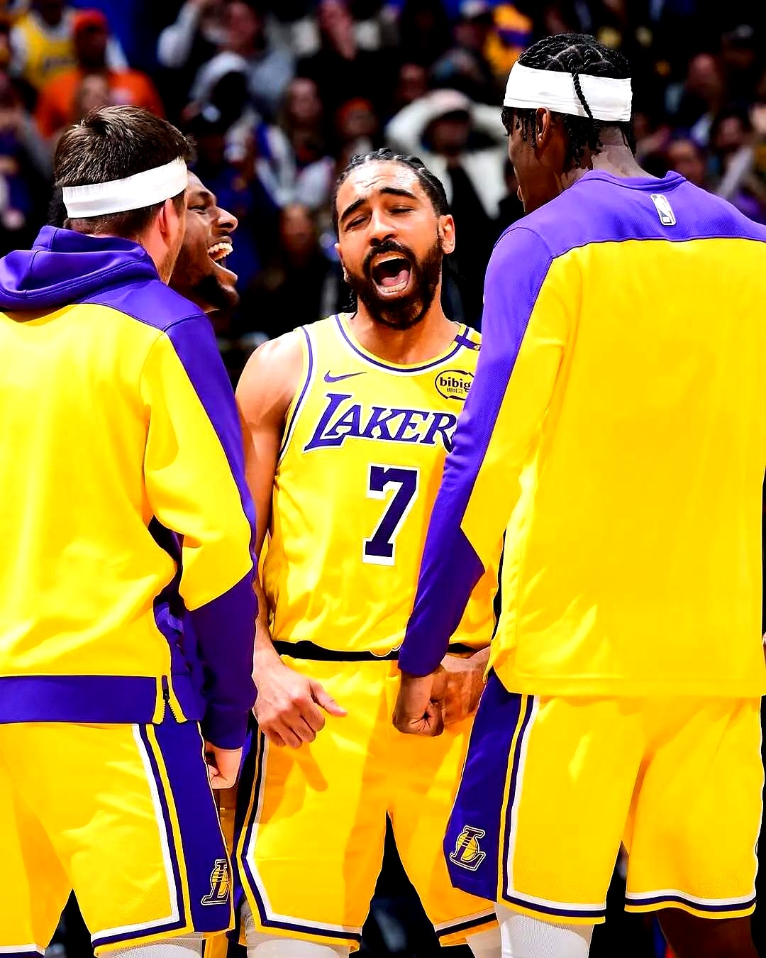 太阳客场惨败湖人，遭遇三连败的简单介绍