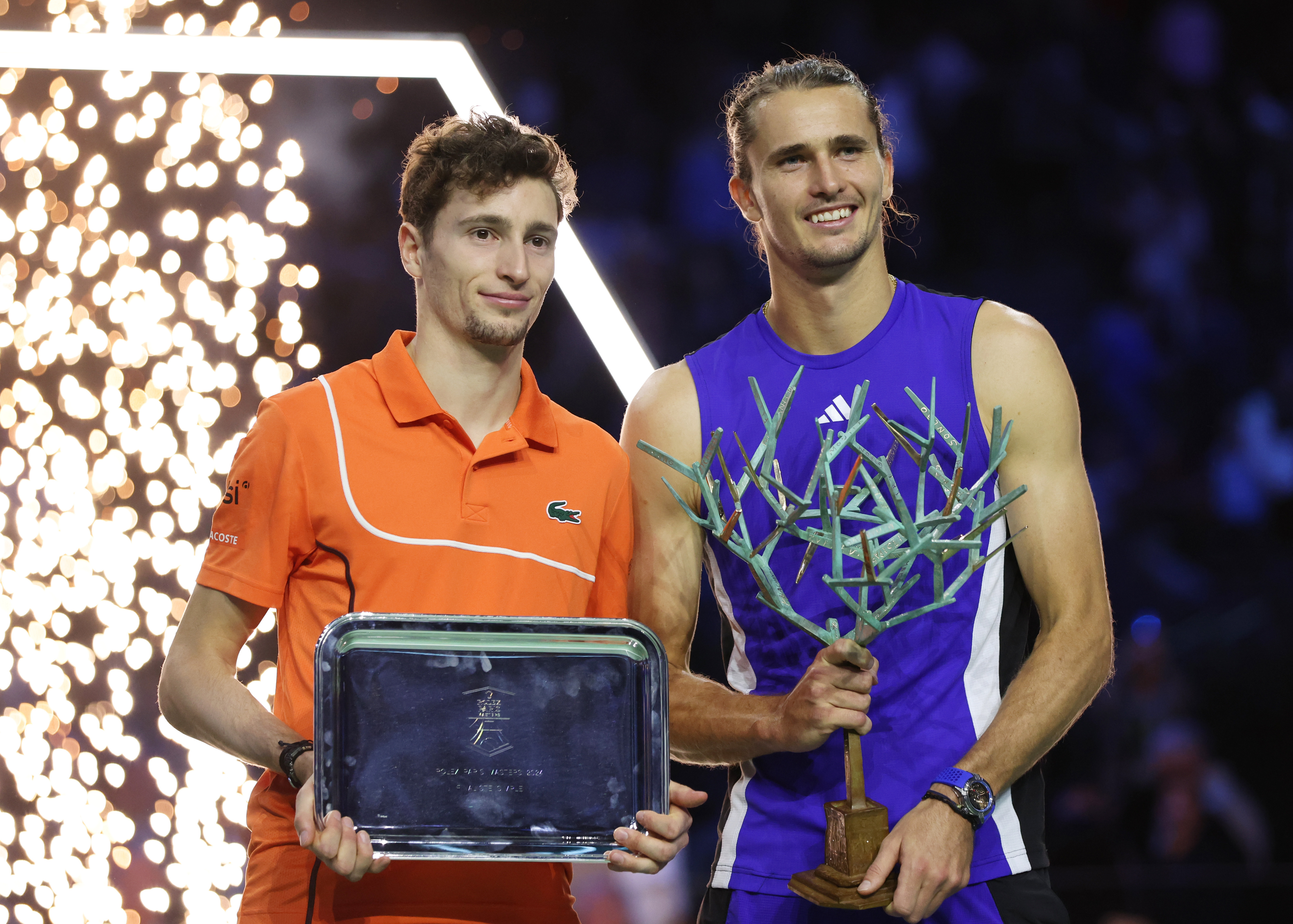 温网绝杀拉沃尔杯，兹维列夫刷新纪录的简单介绍