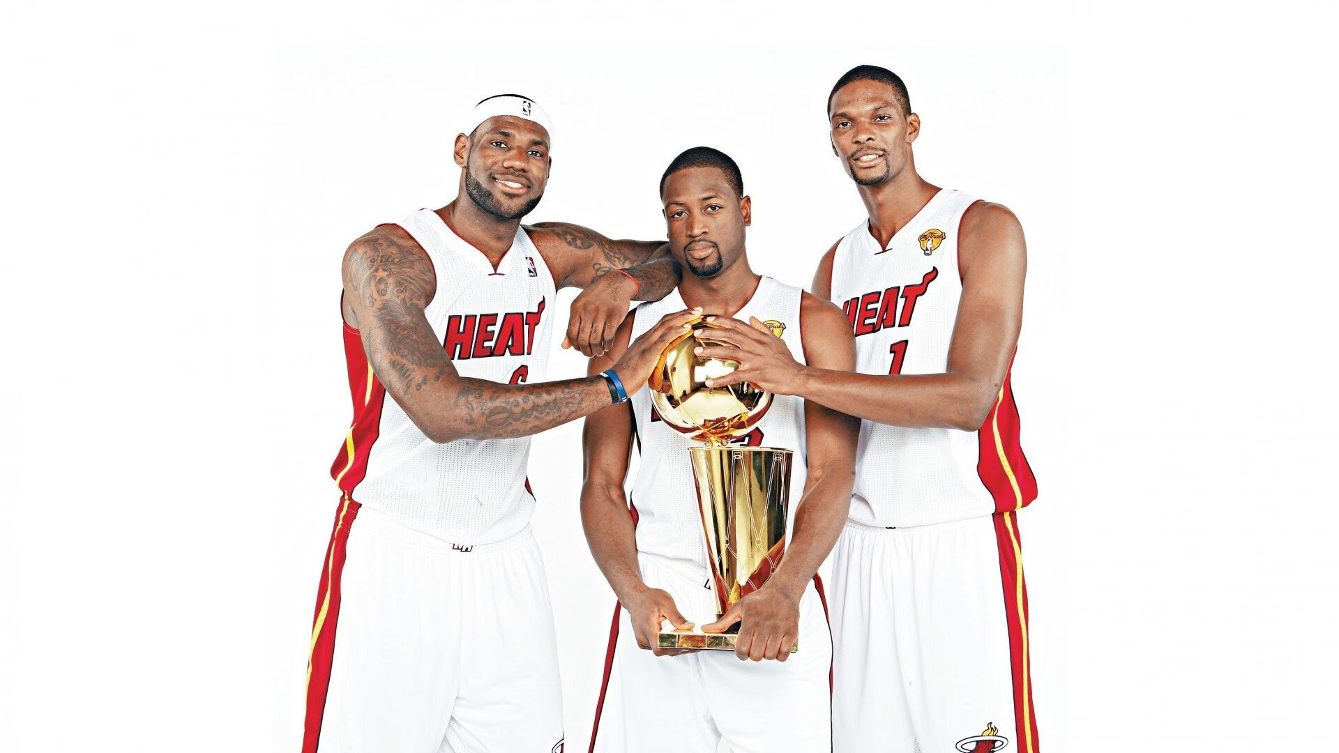 广东队一波带走凯尔特人，西亚卡姆成关键先生，一场跨越时空的篮球幻想