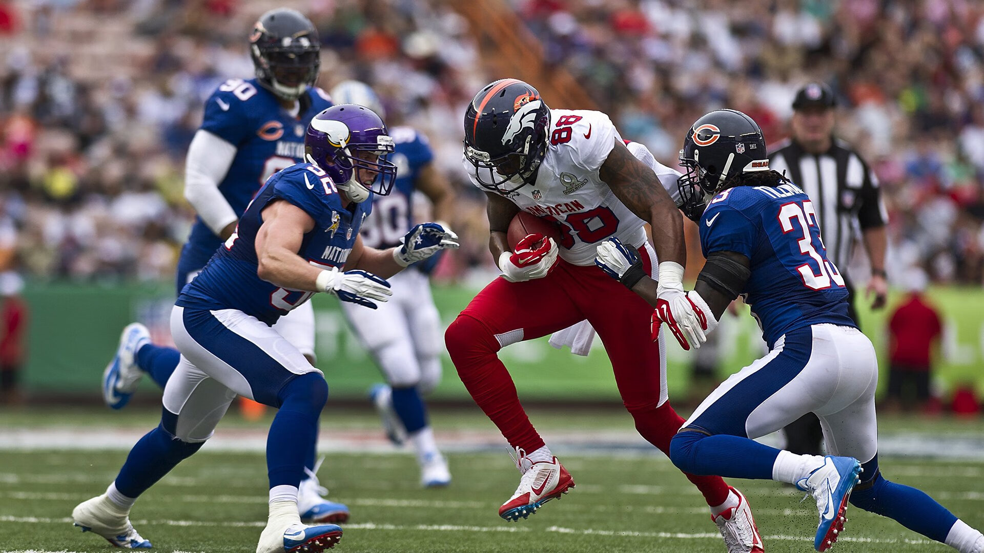 深圳队粉碎勇士，库里成为关键先生